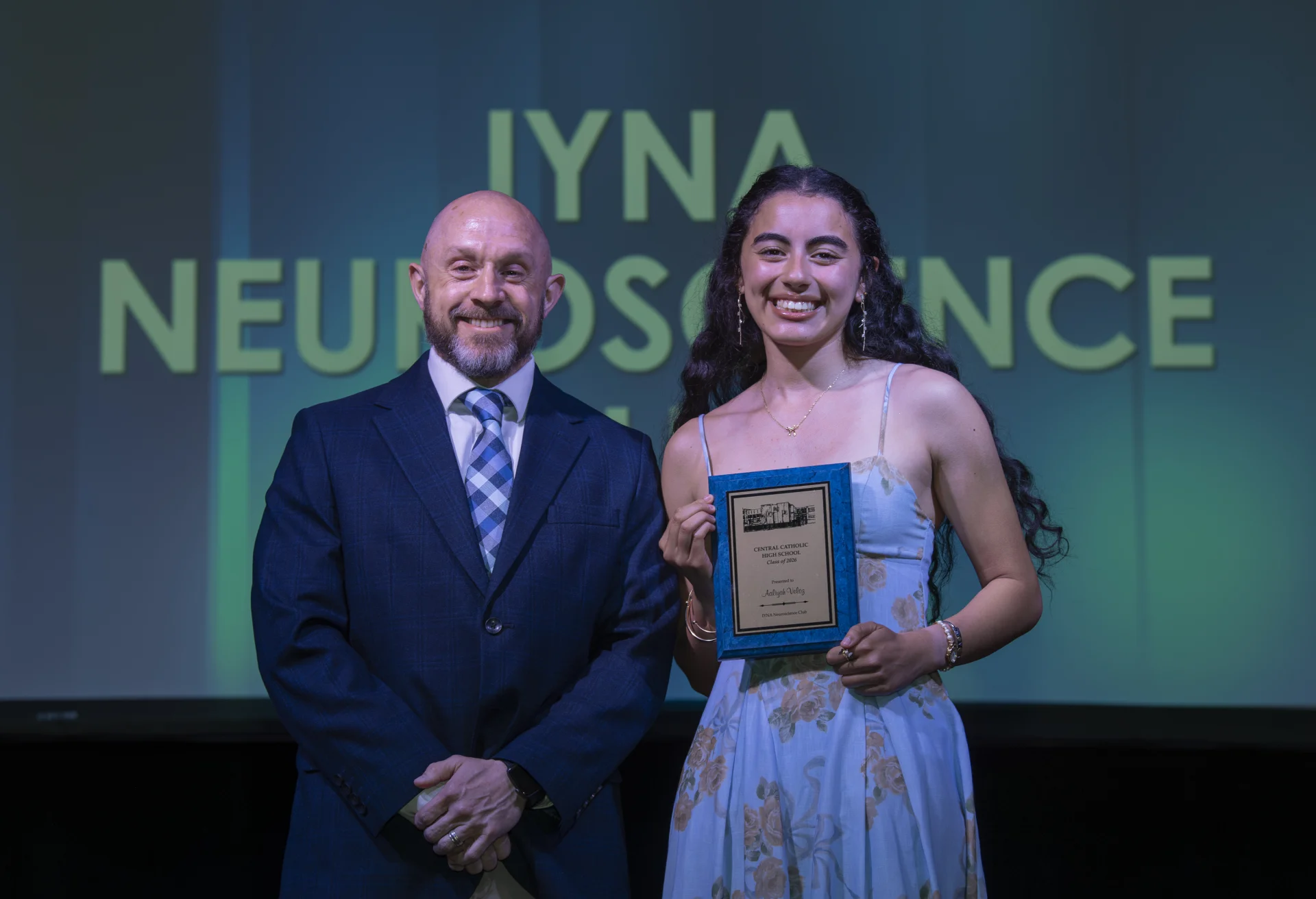 A Veloz '26 Neuroscience Club Award .webp